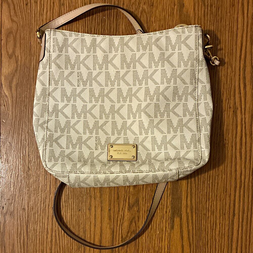Michael Kors Beige Monogram Crossbody Bag Zip Closure Gold Hardware Charm